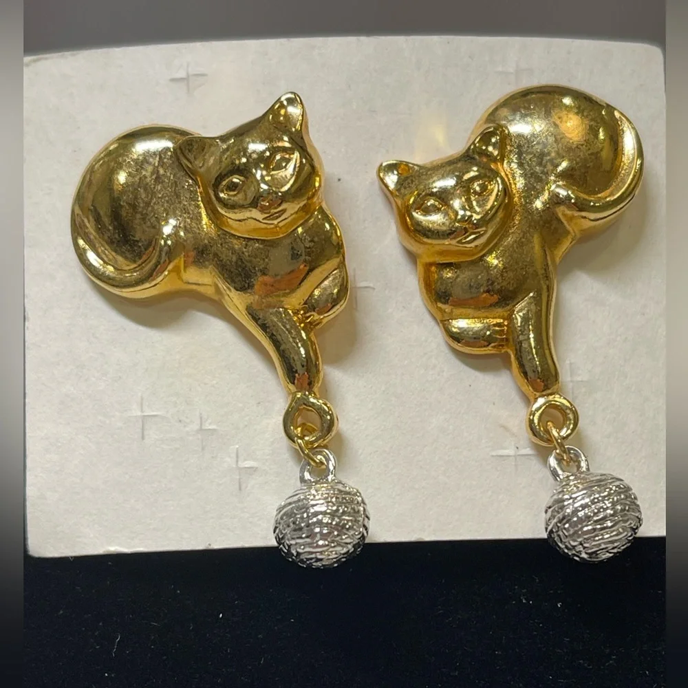 Avon Frolicking Feline Gold Cat and Silver Yarn Earrings - Picture 1 of 4